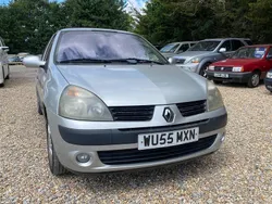 Silver Used 2005 Renault Clio II Dynamique Hatchback | £1,695 (A bit pricey)