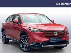 Crystal red Used 2023 Honda HR-V Advance SUV | £22,495 (Good price)