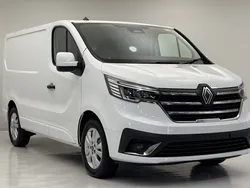 Solid glacier white New 2025 Renault Trafic Van | £24,500