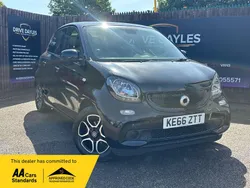 Black Used 2017 Smart ForFour Premium Hatchback | £4,999 (Fair price)
