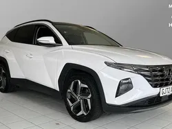 White Used 2022 Hyundai Tucson Ultimate SUV | £22,446 (A bit pricey)