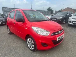 Red Used 2013 Hyundai i10 Classic Hatchback | £2,499 (Fair price)