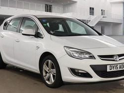 White Used 2015 Vauxhall Astra SRi Hatchback | £2,899 (Super price)
