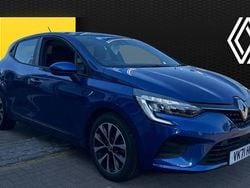 Blue Used 2021 Renault Clio V Iconic Hatchback | £12,562 (Fair price)