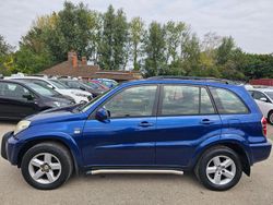 Blue Used 2005 Toyota RAV4 SUV | £2,500 (Fair price)