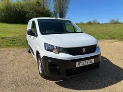 White Used 2023 Peugeot Partner Premium MPV | £12,475 (Fair price)