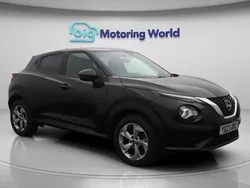 Black Used 2023 Nissan Juke N-Connecta SUV | £12,400 (Good price)