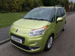 Green Used 2011 Citroën C3 Picasso Exclusive MPV | £2,150 (Fair price)