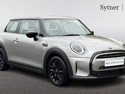 Silver Used 2023 Mini Cooper Classic Hatchback | £17,250 (Super price)
