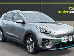 Silky silver metallic Used 2022 Kia e-Niro 2 SUV | £15,200 (Super price)