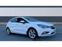 White Used 2017 Vauxhall Astra SRi Hatchback | £6,899 (Fair price)