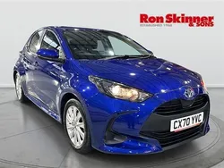 Blue Used 2020 Toyota Yaris Hatchback | £13,999 (Fair price)