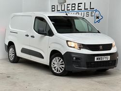 White Used 2019 Peugeot Partner Van | £8,495 (Expensive)