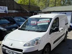 White Used 2015 Peugeot Partner MPV | £2,995 (Fair price)