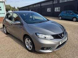 Grey Used 2015 Nissan Pulsar Acenta Hatchback | £4,795 (Fair price)
