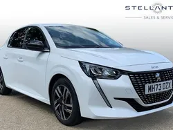 White Used 2023 Peugeot 208 Allure+ Hatchback | £15,107 (Fair price)