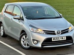 Silver Used 2015 Toyota Verso MPV | £5,900 (Fair price)