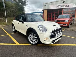 White Used 2016 Mini Cooper SD Hatch Hatchback | £8,845 (Fair price)