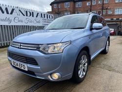 Blue Used 2014 Mitsubishi Outlander P-HEV Estate | £5,250 (Fair price)