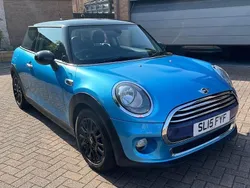 Blue Used 2015 Mini Cooper Hatch Hatchback | £9,990 (Fair price)
