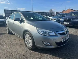 Silver Used 2011 Vauxhall Astra Excite Hatchback | £1,599 (Fair price)