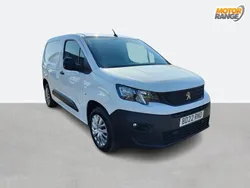 White Used 2022 Peugeot Partner Premium MPV | £10,295 (Fair price)