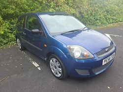 Blue Used 2008 Ford Fiesta Style Hatchback | £2,495 (A bit pricey)