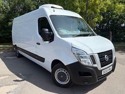White Used 2015 Nissan NV400 SE Van | £6,490 (A bit pricey)