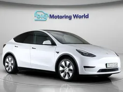 White Used 2023 Tesla Model Y SUV | £23,100 (Fair price)