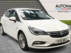 White Used 2016 Vauxhall Astra Elite Hatchback | £5,190 (Good price)