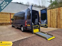 Blue Used 2018 Renault Master Van | £25,902