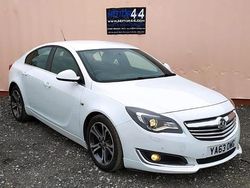 White Used 2014 Vauxhall Insignia Edition Hatchback | £3,499 (Fair price)