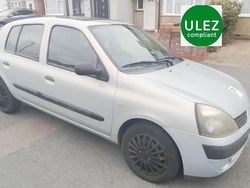Silver Used 2003 Renault Clio II Expression Hatchback | £1,000 (Super price)