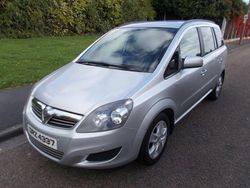 Silver Used 2011 Vauxhall Zafira MPV | £2,490 (Good price)
