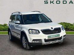 White Used 2015 Skoda Yeti Outdoor SE SUV | £13,495 (Fair price)
