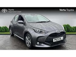 Grey Used 2025 Toyota Yaris Hybrid Hatchback | £19,900 (Fair price)