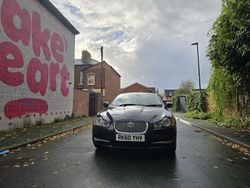 Black Used 2010 Jaguar XF Premium Luxury Sedan | £2,550 (Fair price)