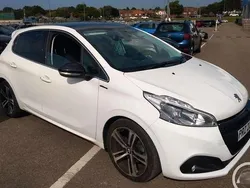 White Used 2019 Peugeot 208 GT-line Hatchback | £8,995