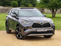 Grey Used 2022 Toyota Highlander SUV | £35,998