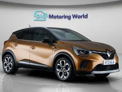 Orange/black Used 2021 Renault Captur Version S SUV | £11,700 (Good price)