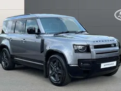 Used 2024 Land Rover Defender SE Dynamic SUV | £56,461