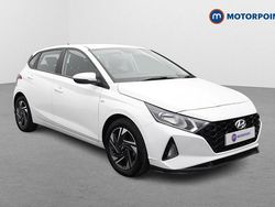 White Used 2022 Hyundai i20 SE Hatchback | £13,899 (Fair price)