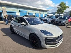 Grey Used 2022 Porsche Macan SUV | £61,000 (Fair price)