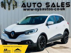 White Used 2016 Renault Kadjar Dynamique SUV | £8,399 (Fair price)