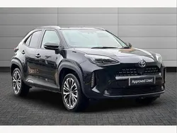Eclipse black Used 2022 Toyota Yaris Cross SUV | £21,595 (A bit pricey)