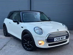 White Used 2015 Mini Cooper D Hatch Hatchback | £3,795 (Fair price)