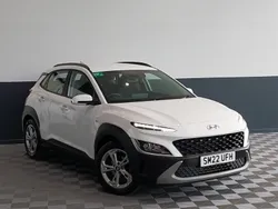 White Used 2022 Hyundai Kona SE SUV | £14,998 (Fair price)