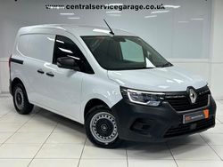 White Used 2024 Renault Kangoo MPV | £12,995 (A bit pricey)