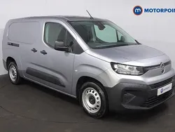 Grey New 2025 Citroën Berlingo MPV | £17,699 (Fair price)