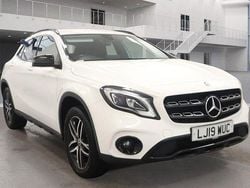 White Used 2019 Mercedes GLA180 Urban SUV | £12,499 (Fair price)